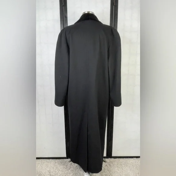 Albert Nipon Black Velvet Collar Coat - Picture 2 of 7